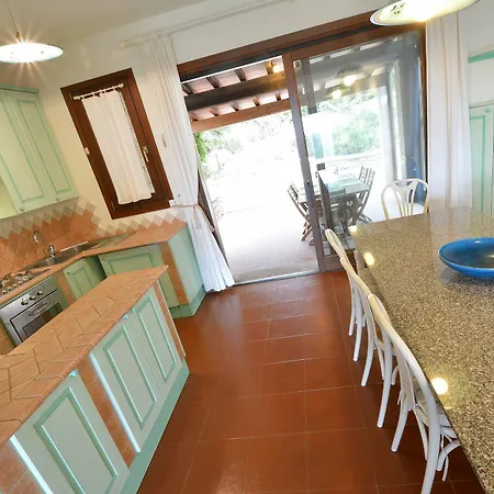Smeraldo Villa *